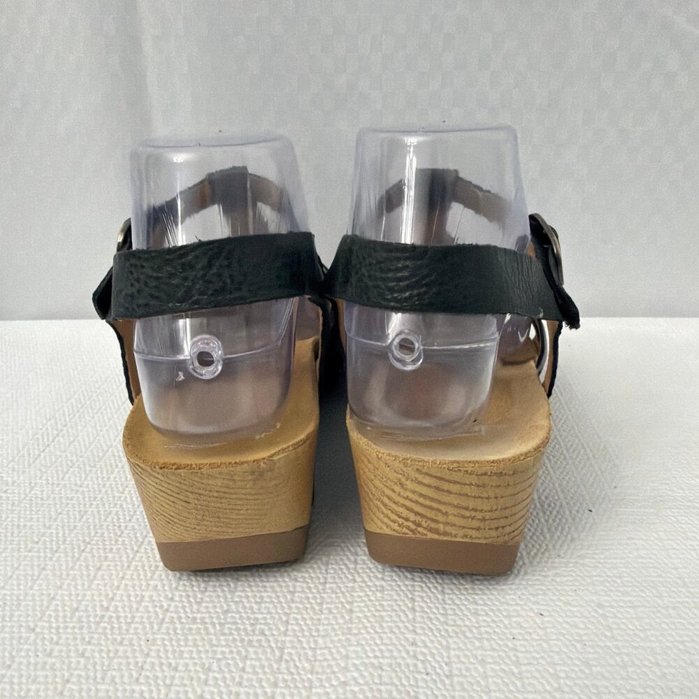 Dansko Sandals Womens Size 7 Tinley Wedge Black Leather Strappy Slingback 37 - Picture 4 of 11